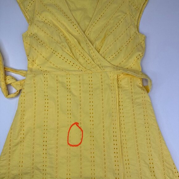 Draper James‎ Women's Yellow Eyelet Flutter Sleeve Wrap Luxury Dress 8/C36 - Picture 9 of 16